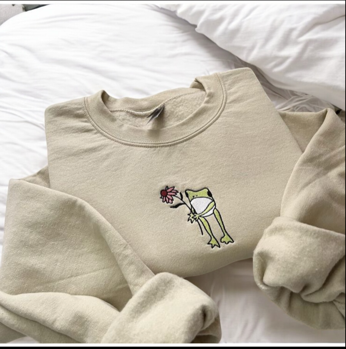 Froggy Sweater image 0